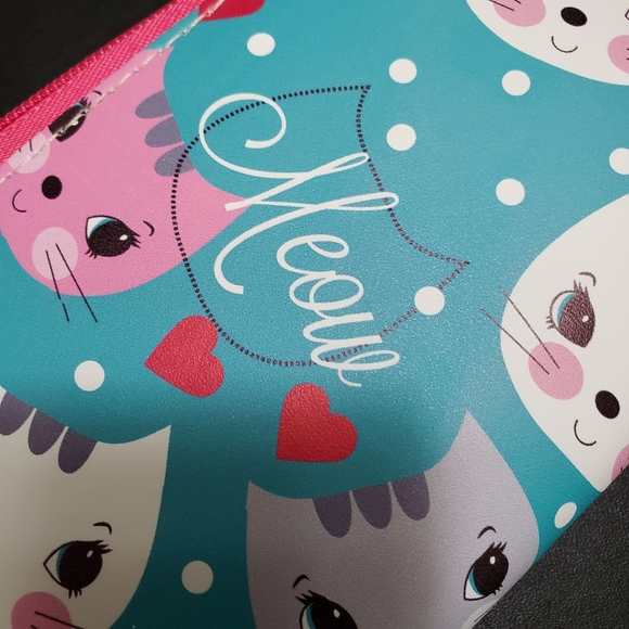 Meow! Blue and pink kitty cat wallet - Picture 7 of 7